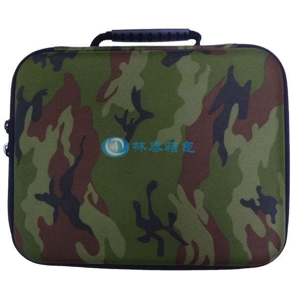 （非標(biāo)準(zhǔn)大號(hào)）迷彩 EVA相機(jī)包正面效果